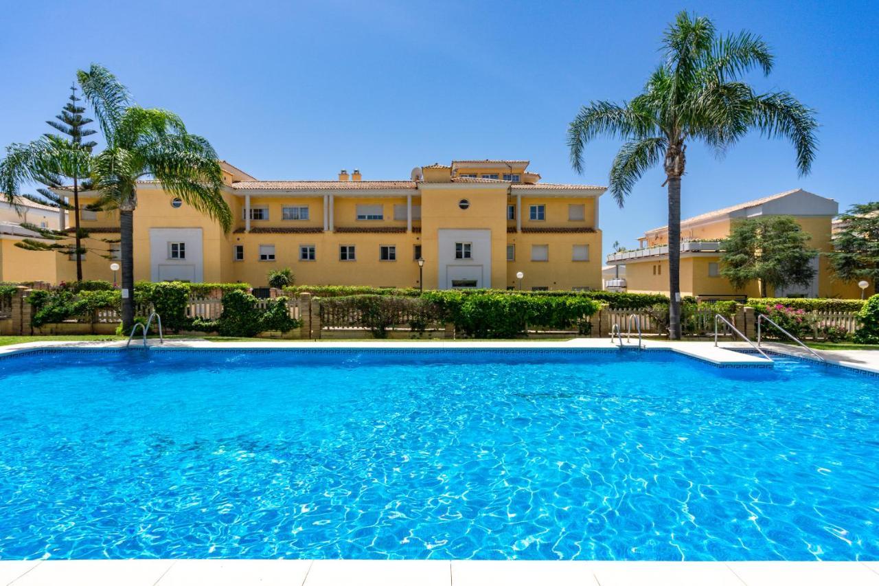 Magnificent On First Line Golf Cabopino M5 *